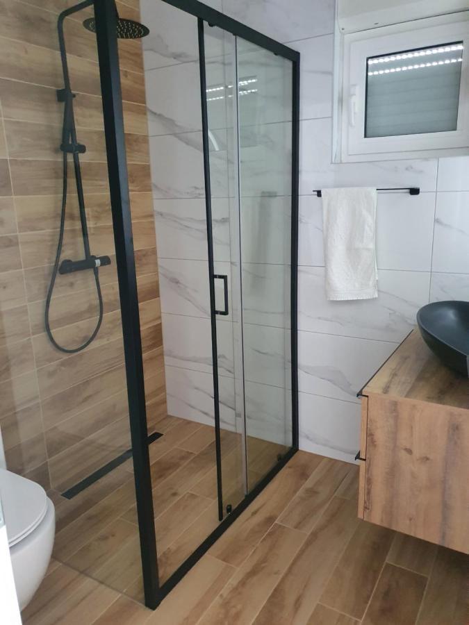 Legin Apartman Živogošće Kültér fotó