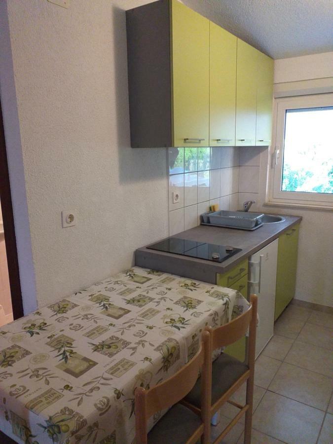 Legin Apartman Živogošće Kültér fotó